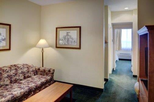 Lakeview Inns & Suites - Okotoks Kamer foto